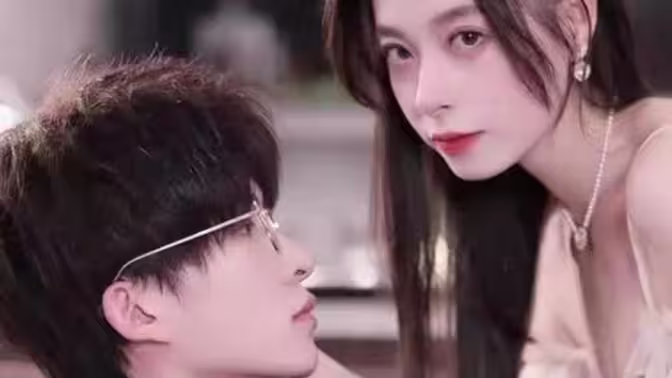 離婚后，夫人成了千億大佬(全集)