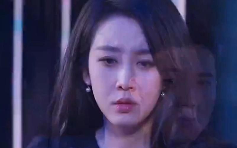 離婚冷她三年后，霍總膝蓋跪穿了(全集)