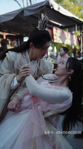 醫(yī)見(jiàn)鐘情，奈何陛下偏要寵我(全集)